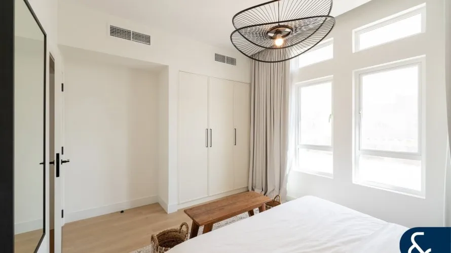 4 bedrooms villa for sale, The Lakes, Dubai, UAE No. 2295 № 10