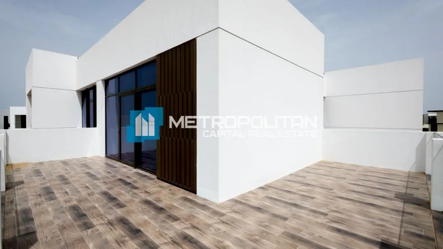 6 bedrooms villa for sale, Abu Dhabi, UAE No. 2247 № 5