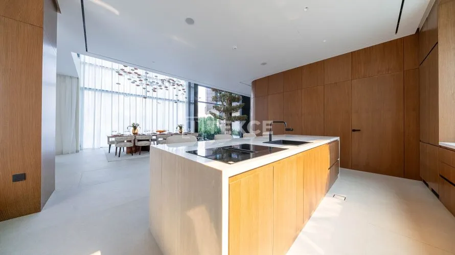 6 bedrooms villa for sale, Dubai, UAE No. 2343 № 5