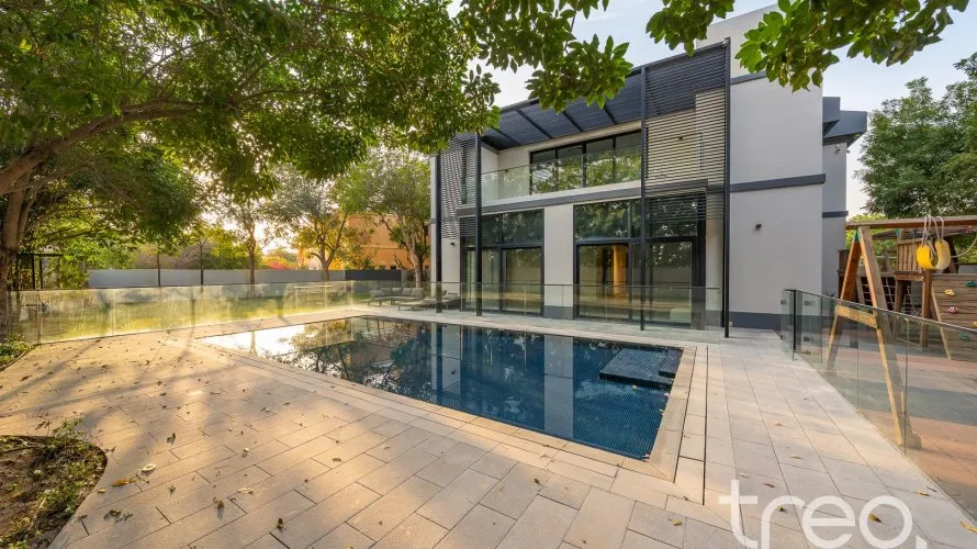5 bedrooms villa for sale, The Villa, Dubai, UAE No. 2838 № 17