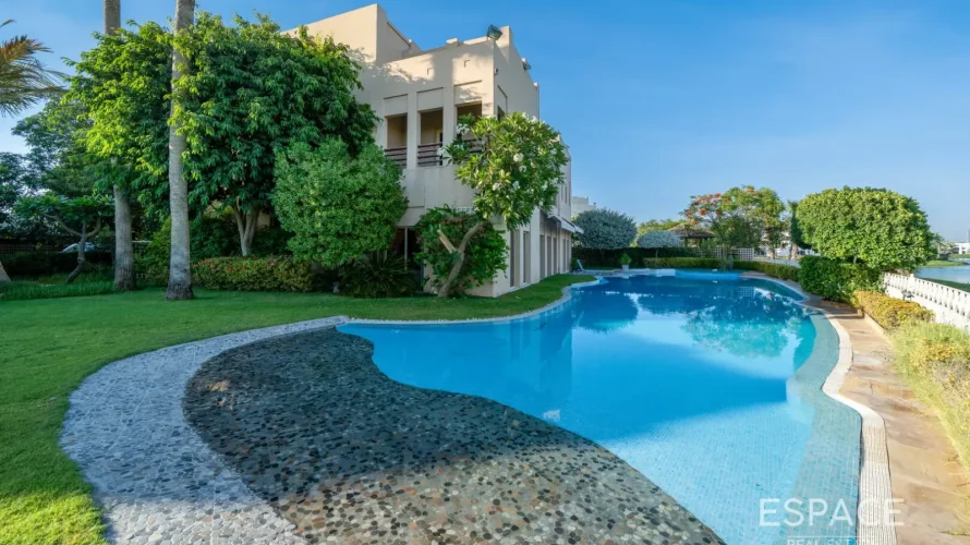 6 bedrooms villa for sale, Meadows, Dubai, UAE No. 2971 № 15
