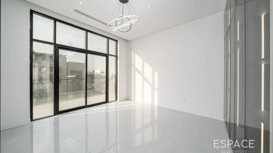 6 bedrooms villa for sale, Jumeirah Park, Dubai, UAE No. 3009 № 6