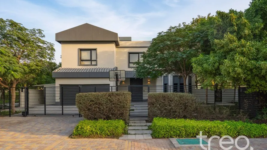5 bedrooms villa for sale, The Villa, Dubai, UAE No. 2838 № 21