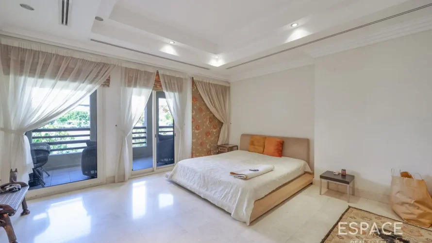 5 bedrooms villa for sale, Meadows, Dubai, UAE No. 2979 № 7