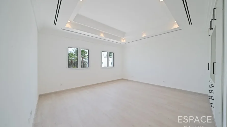 4 bedrooms villa for sale, Meadows, Dubai, UAE No. 2986 № 10