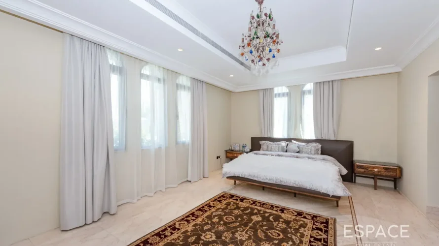 6 bedrooms villa for sale, Palm Jumeirah, Dubai, UAE No. 3002 № 11