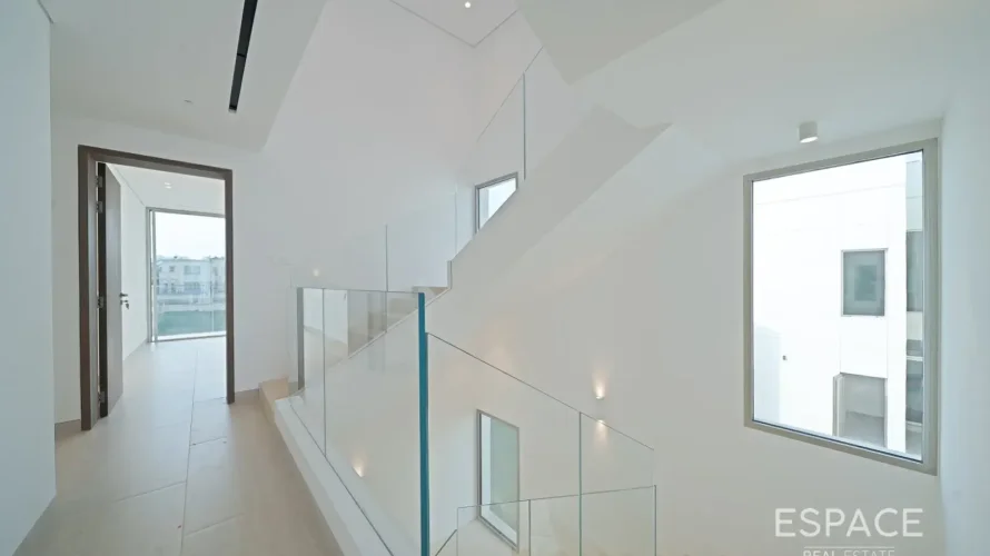 5 bedrooms villa for sale, Jumeirah Park, Dubai, UAE No. 3017 № 9