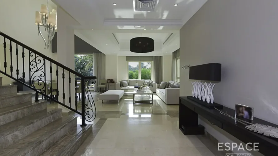 4 bedrooms villa for sale, Jumeirah Islands, Dubai, UAE No. 2956