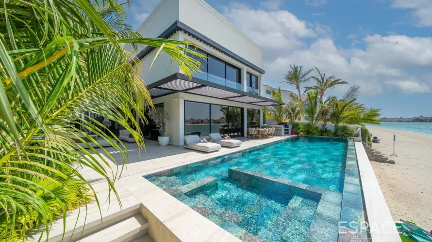 4 bedrooms villa for sale, Palm Jumeirah, Dubai, UAE No. 2973 № 19