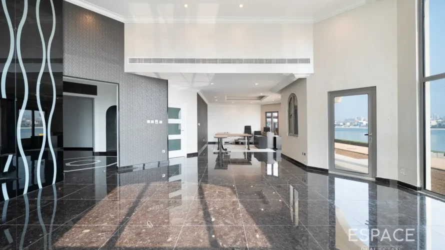 9 bedrooms villa for sale, Palm Jumeirah, Dubai, UAE No. 2964 № 11
