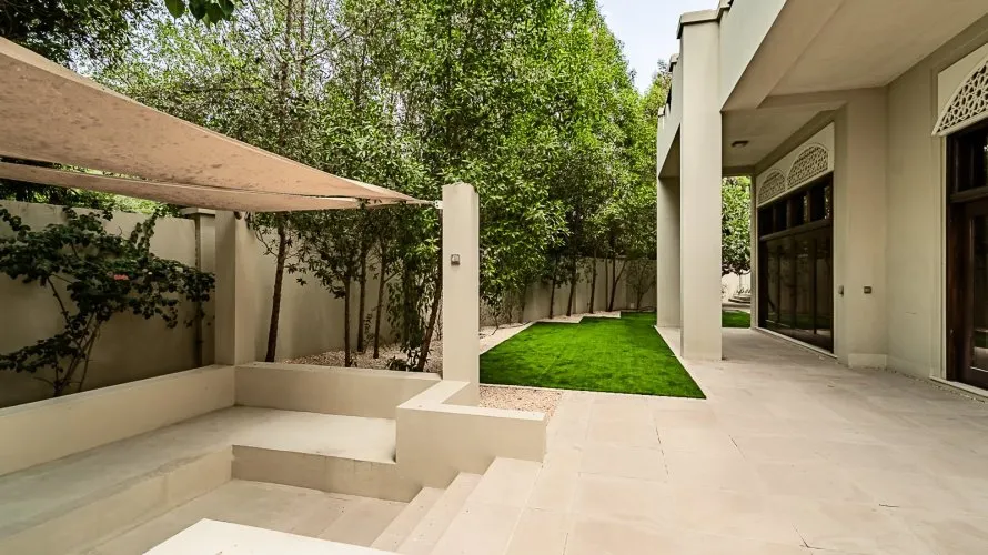 6 bedrooms villa for sale, Al Wasl, Dubai, UAE No. 2858 № 3