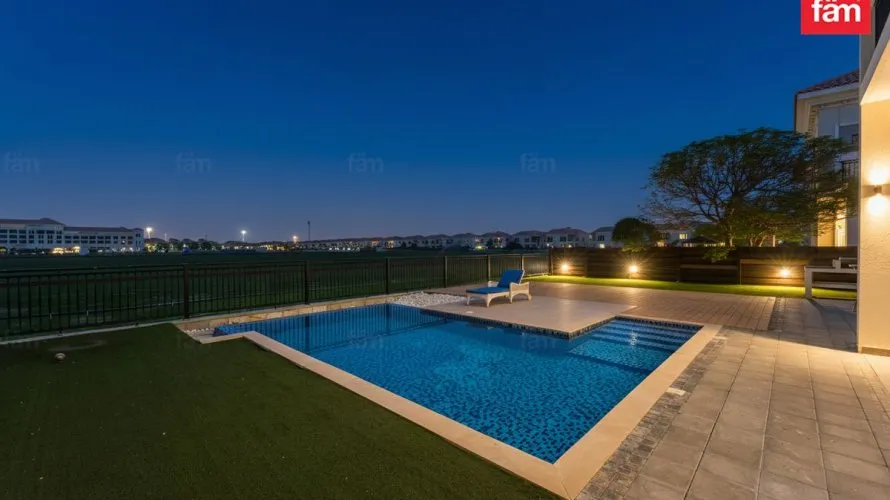 5 bedrooms villa for sale, Dubai, UAE No. 2706 № 3