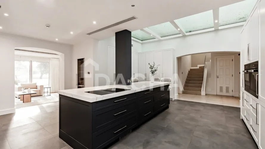 4 bedrooms villa for sale, Jumeirah Golf Estates, Dubai, UAE No. 2692 № 19