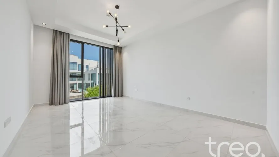5 bedrooms villa for sale, Jumeirah Park, Dubai, UAE No. 2831 № 8