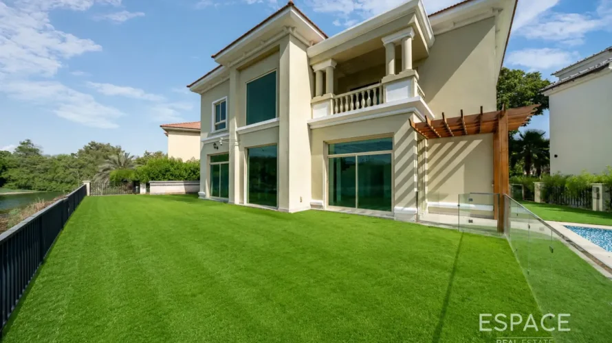 5 bedrooms villa for sale, Jumeirah Islands, Dubai, UAE No. 2960