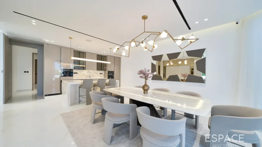 4 bedrooms villa for sale, Palm Jumeirah, Dubai, UAE No. 3015 № 14