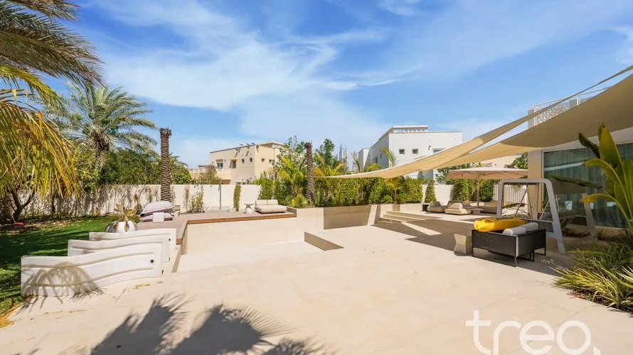 5 bedrooms villa for sale, Meadows, Dubai, UAE No. 2833 № 8