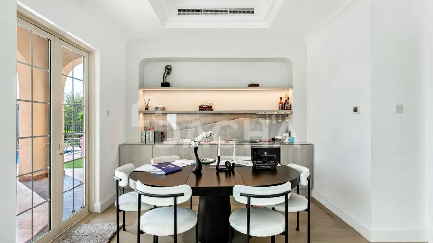 4 bedrooms villa for sale, Jumeirah Islands, Dubai, UAE No. 2952