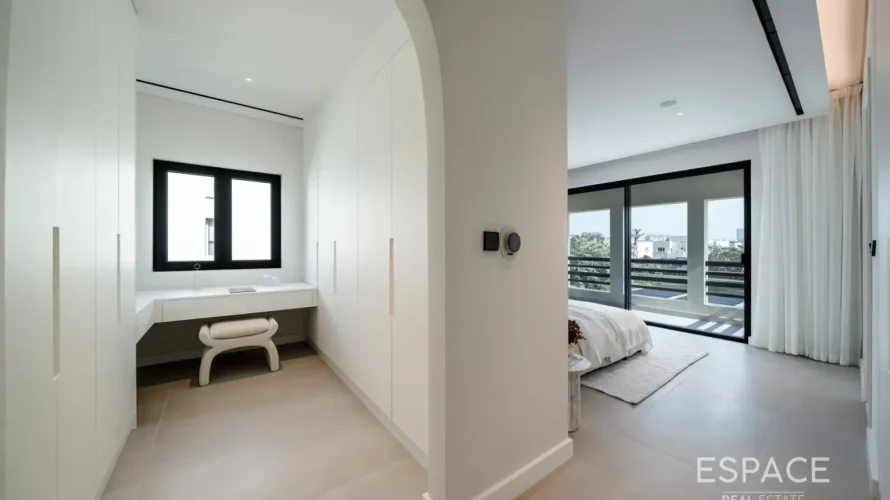 5 bedrooms villa for sale, Meadows, Dubai, UAE No. 2995 № 7