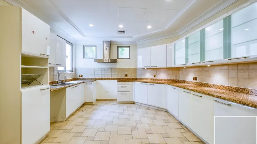 5 bedrooms villa for sale, Garden Homes, Palm Jumeirah, Dubai, UAE No. 3505 № 4