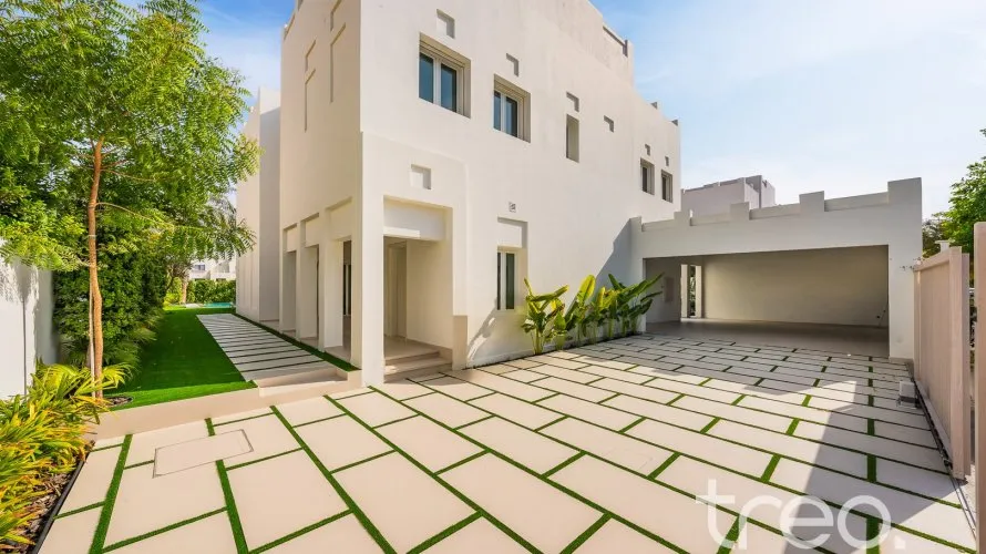 4 bedrooms villa for sale, Meadows, Dubai, UAE No. 3089 № 2