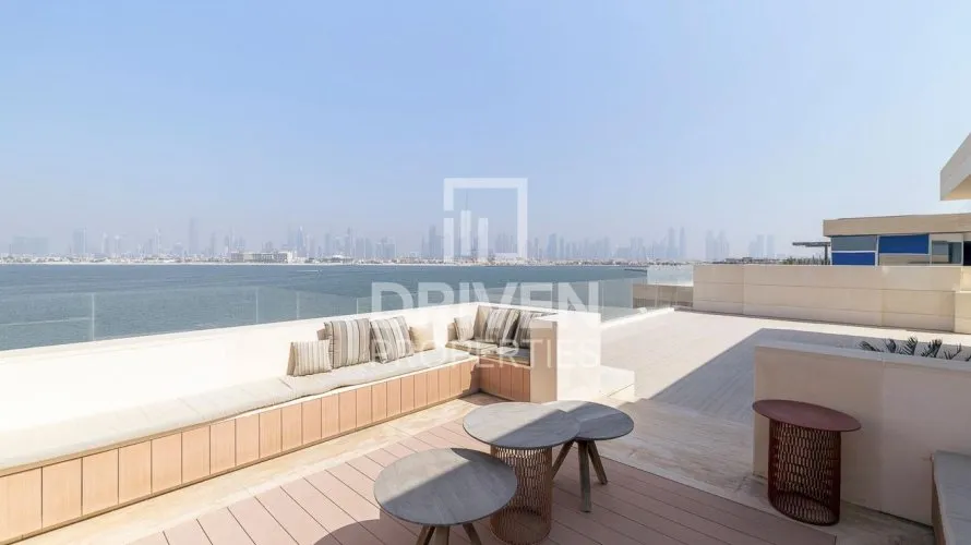 5 bedrooms villa for sale, Jumeirah Bay Island, Jumeirah, Dubai, UAE No. 3669 № 1