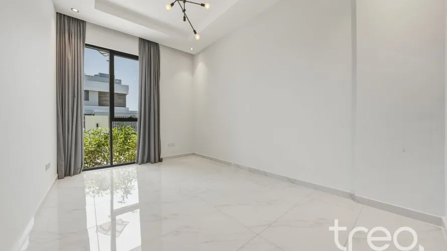 5 bedrooms villa for sale, Jumeirah Park, Dubai, UAE No. 3663 № 17
