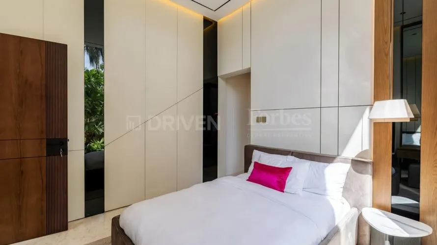 5 bedrooms villa for sale, Jumeirah Park, Dubai, UAE No. 3591 № 11