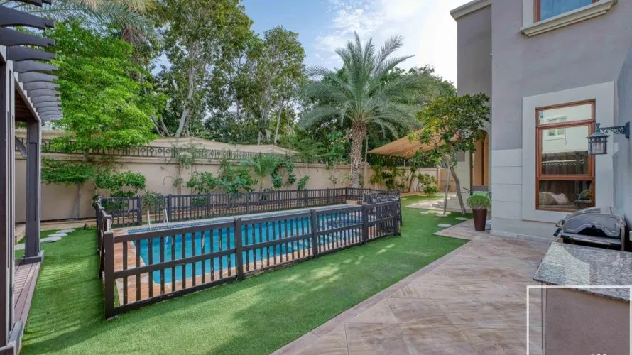 5 bedrooms villa for sale, Emirates Hills, Dubai, UAE No. 3961 № 2