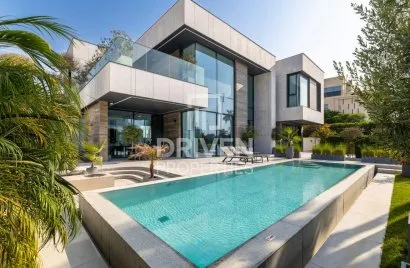 5 bedrooms villa for sale, Pearl Jumeirah, Jumeirah, Dubai, UAE No. 3595