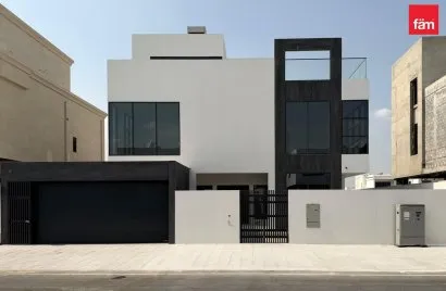 5 bedrooms villa for sale, Dubai, UAE No. 3862