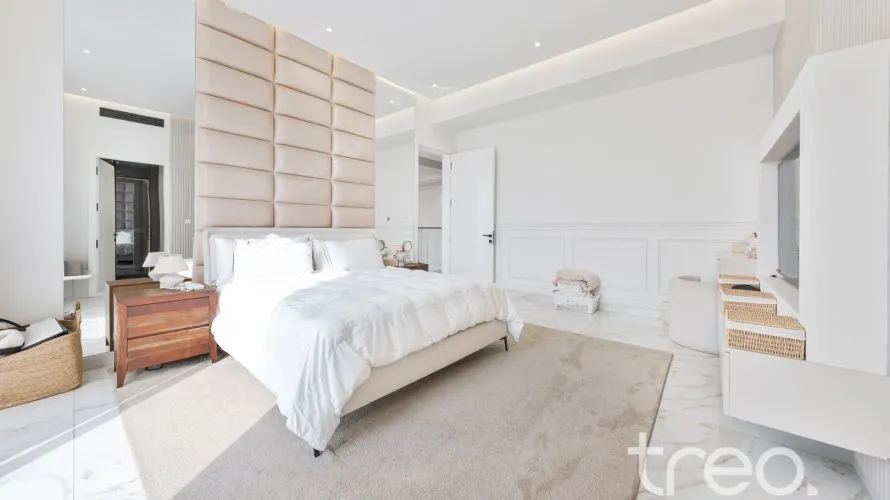 6 bedrooms villa for sale, Jumeirah Park, Dubai, UAE No. 3662 № 11