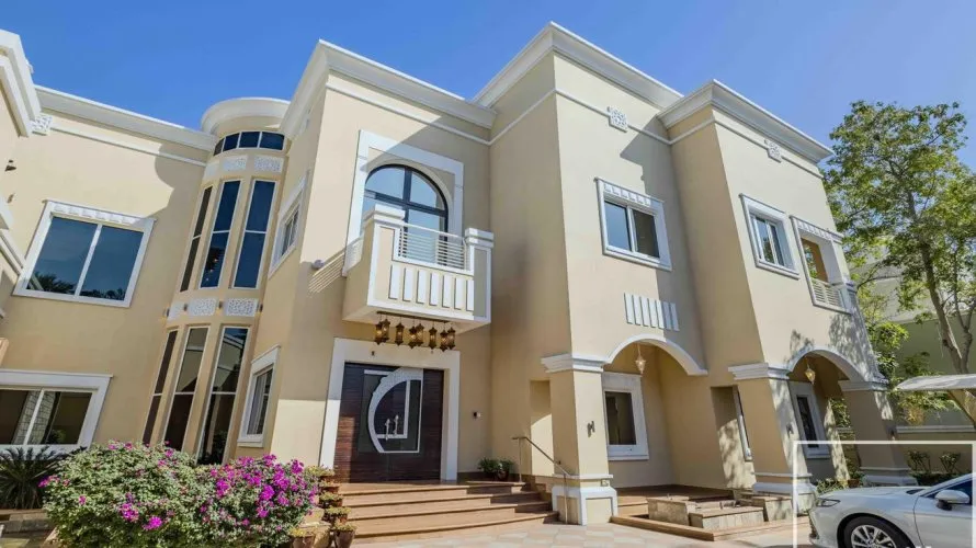 7 bedrooms villa for sale, Emirates Hills, Dubai, UAE No. 3968