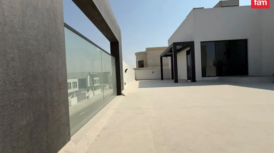 5 bedrooms villa for sale, Dubai, UAE No. 3862 № 3