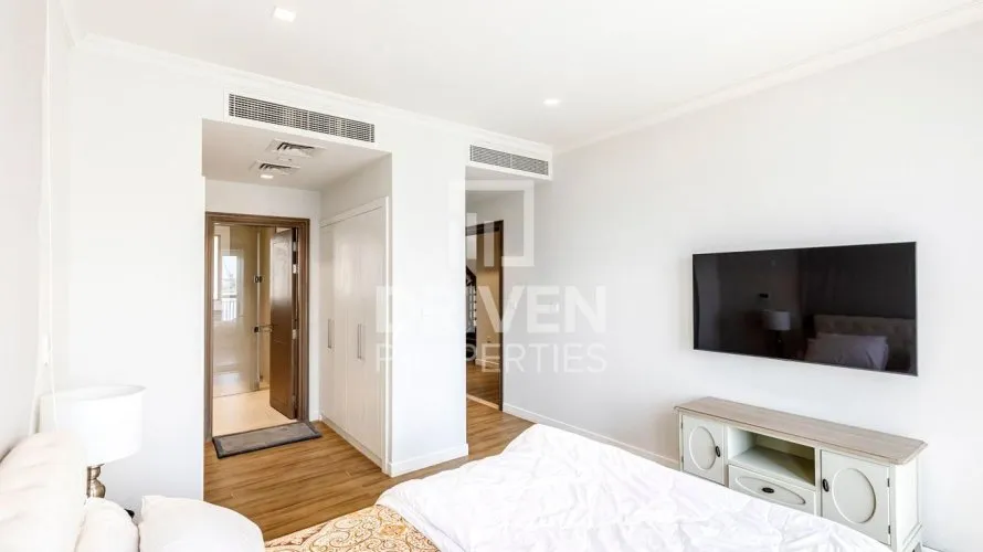 4 bedrooms villa for sale, Jumeirah, Dubai, UAE No. 3674 № 16