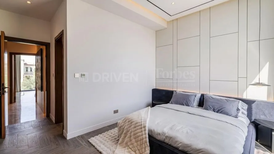 5 bedrooms villa for sale, Jumeirah Park, Dubai, UAE No. 3591 № 10