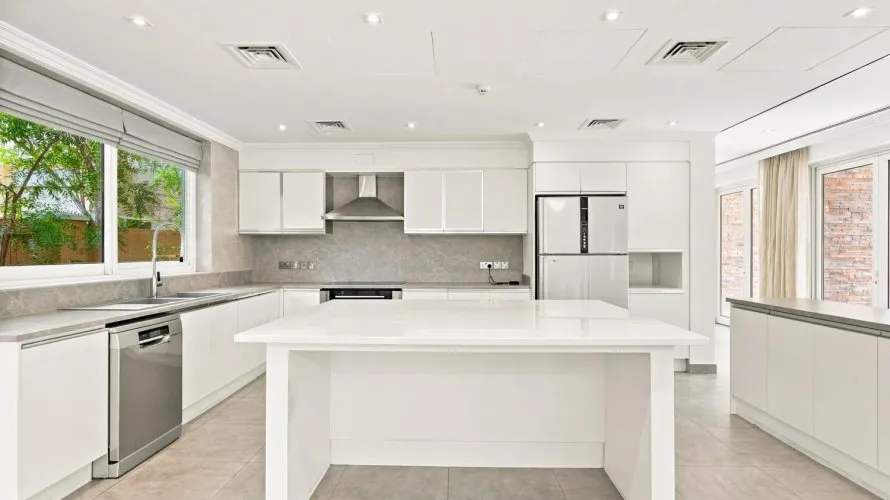 5 bedrooms villa for sale, Jumeirah Golf Estates, Dubai, UAE No. 3771 № 23