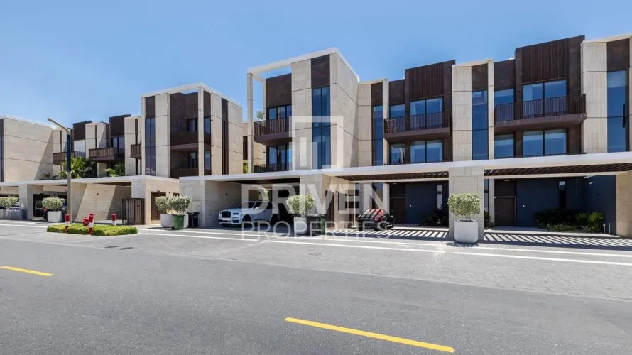 3 bedrooms villa for sale, Jumeirah Bay Island, Jumeirah, Dubai, UAE No. 3597 № 2
