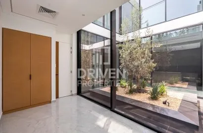 5 bedrooms villa for sale, Al Barari, Dubai, UAE No. 3671