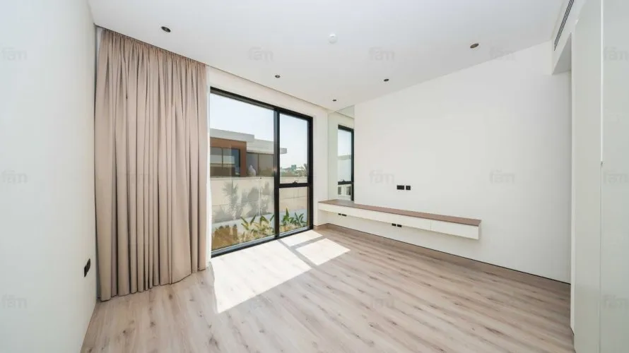 4 bedrooms villa for sale, Dubai, UAE No. 4008 № 21