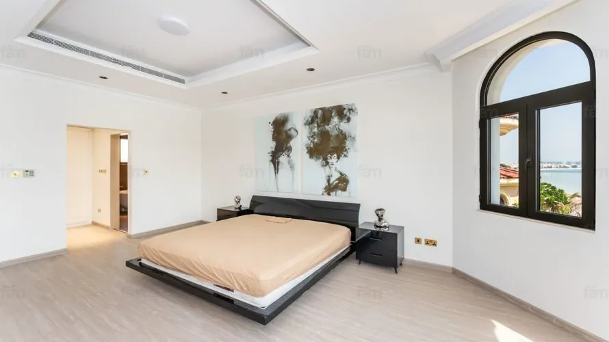 4 bedrooms villa for sale, Palm Jumeirah, Dubai, UAE No. 4211 № 4