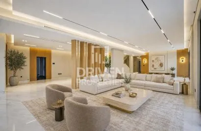 8 bedrooms villa for sale, Nad Al Sheba 1, Nadd Al Sheba, Dubai, UAE No. 4326