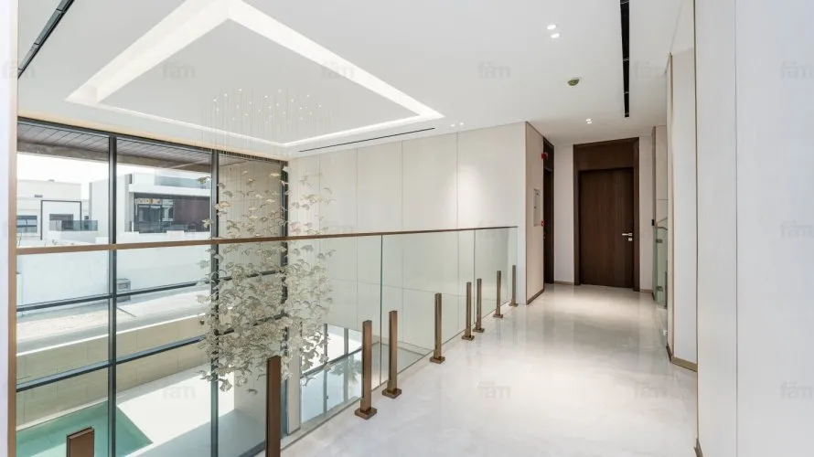 6 bedrooms villa for sale, Dubai, UAE No. 4017 № 16