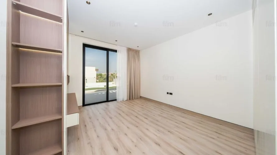 4 bedrooms villa for sale, Dubai, UAE No. 4008 № 22