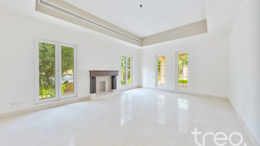 6 bedrooms villa for sale, Arabian Ranches, Dubai, UAE No. 4145 № 19