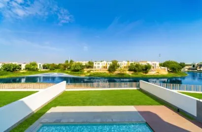 5 bedrooms villa for sale, Jumeirah Islands, Dubai, UAE No. 4108
