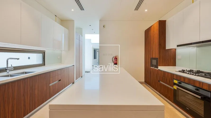 5 bedrooms villa for sale, Abu Dhabi, UAE No. 4128 № 16