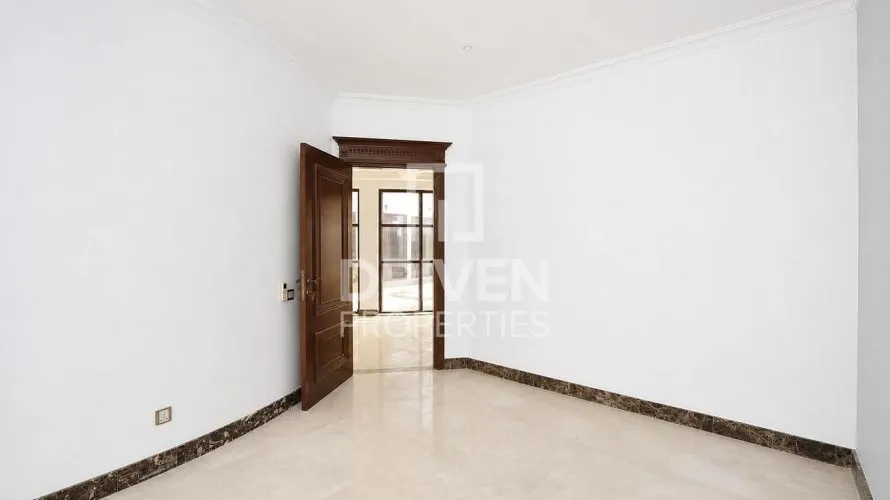 5 bedrooms villa for sale, Signature Villas, Palm Jumeirah, Dubai, UAE No. 4058 № 22