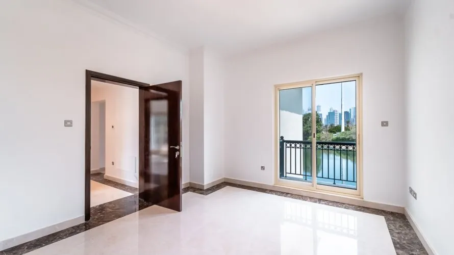 5 bedrooms villa for sale, Jumeirah Islands, Dubai, UAE No. 4289