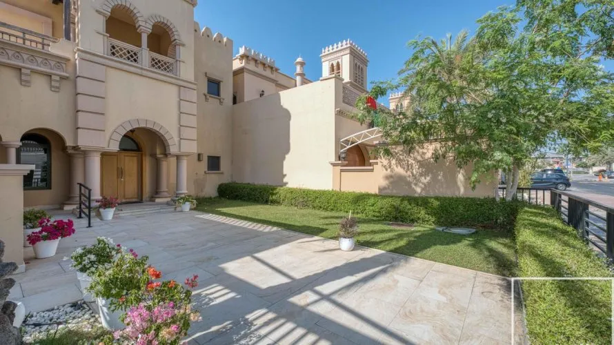3 bedrooms villa for sale, Canal Cove Villas, Palm Jumeirah, Dubai, UAE No. 4224 № 19